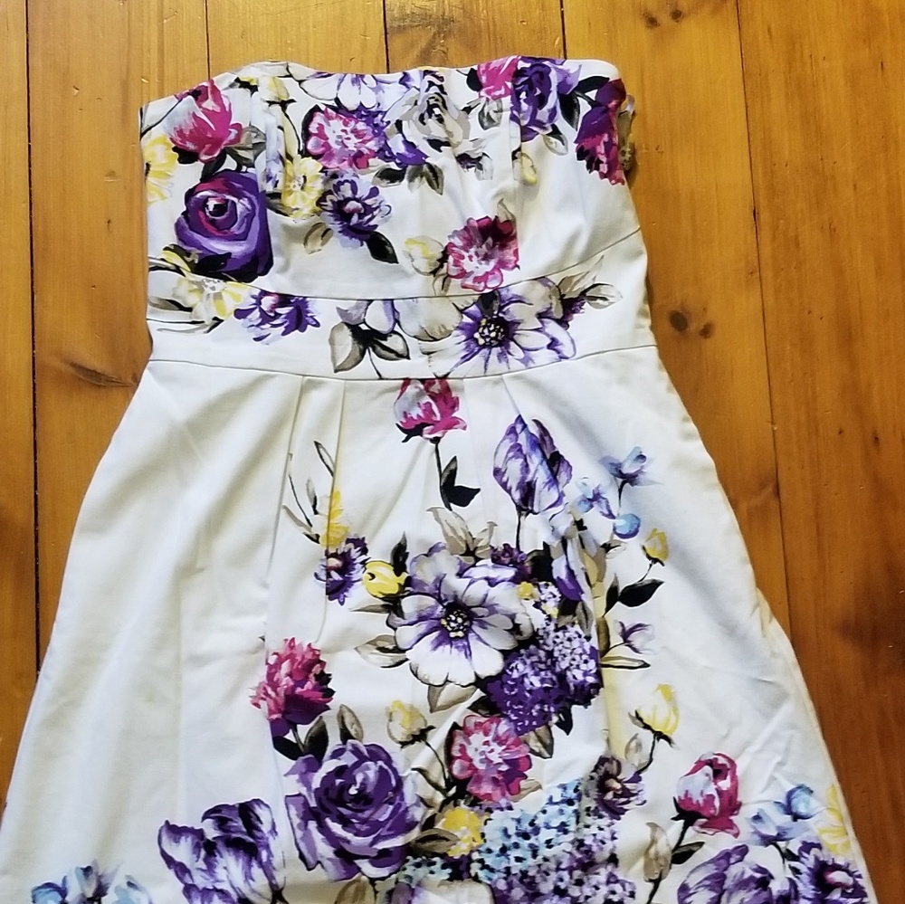 White house black market floral dress